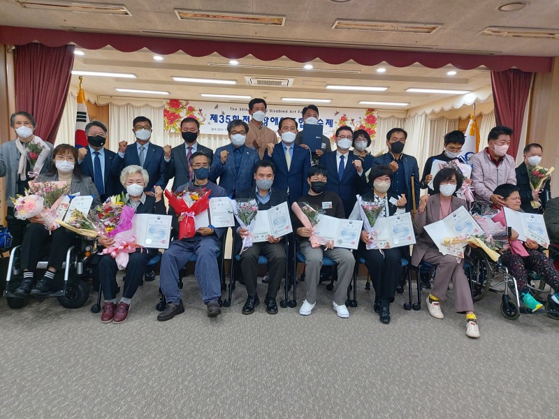 KakaoTalk_20221028_174606739_02.jpg